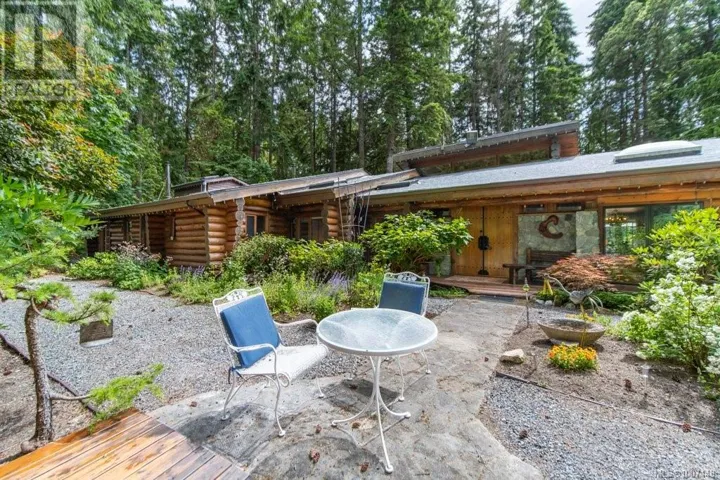3272 Roper Rd, Nanaimo, British Columbia V9G1C4