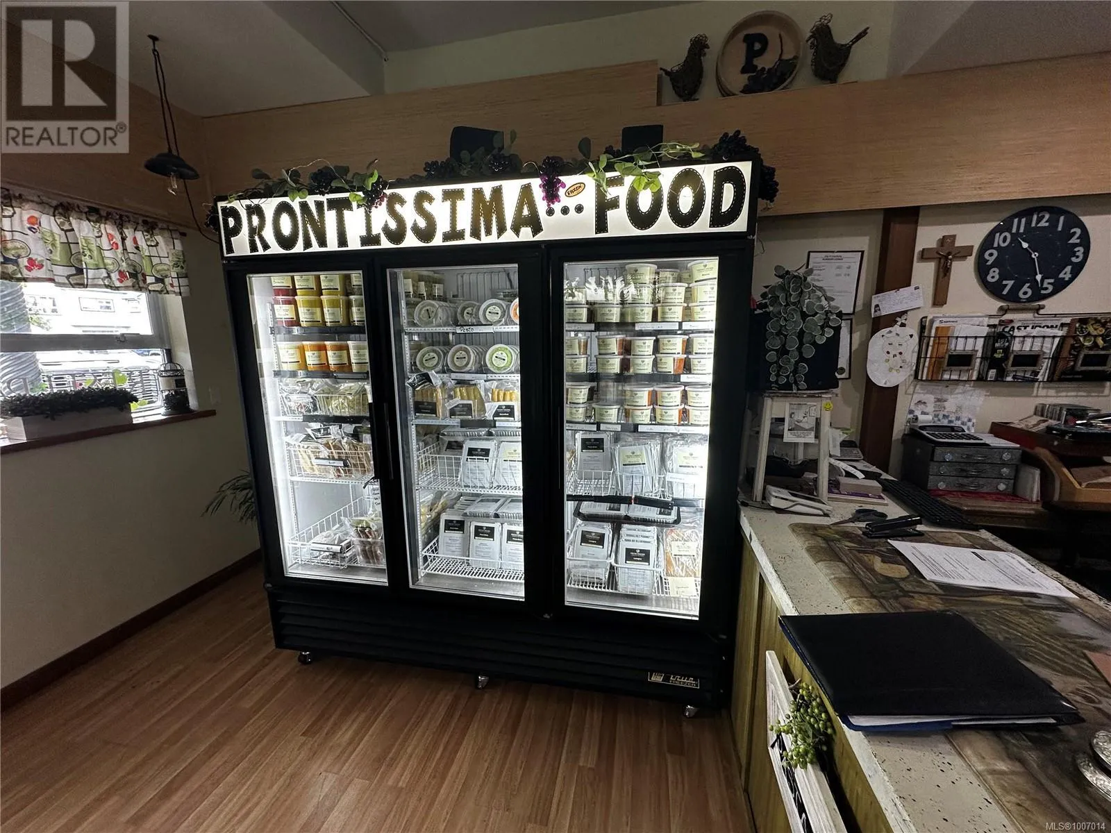 Commercial Sale For Sale