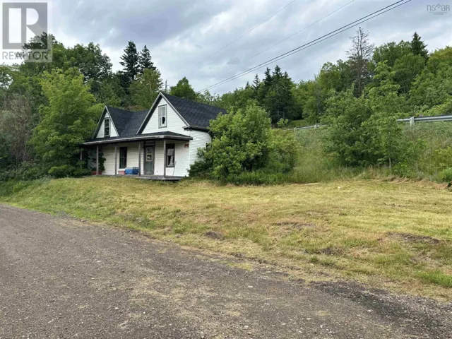 8 Old Scotsville Road, Scottsville, Nova Scotia B0E3E0