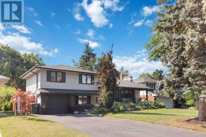 250 DAPHNE AVENUE, Mississauga (Cooksville), Ontario L5A1M6
