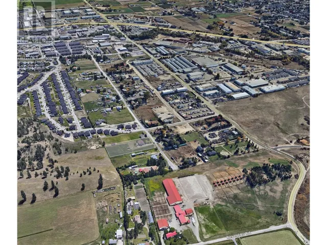 2906 Appaloosa Road, Kelowna, British Columbia V1V2G8