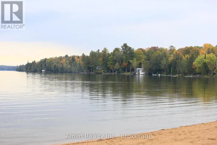 9 WOODS BAY ROAD, North Kawartha, Ontario K0L1A0