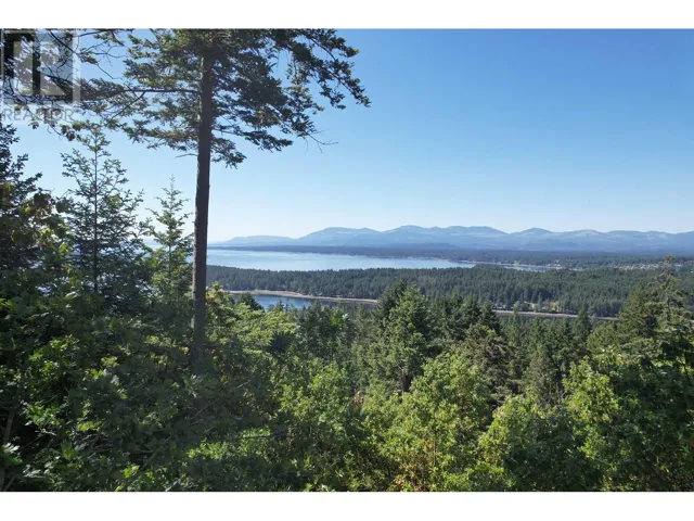 SEYMOUR ROAD, Gabriola Island, British Columbia V0R1X6