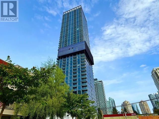 3204 5987 WILSON AVENUE, Burnaby, British Columbia V5H0L7