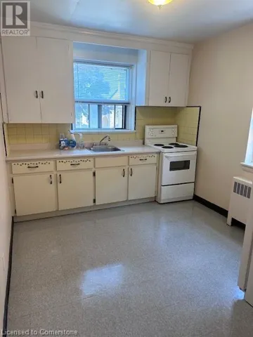 119 MACNAB Street Unit# 3, Hamilton, Ontario L9P3C2