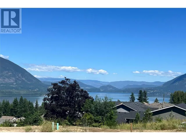 1181 16 Avenue SE, Salmon Arm, British Columbia V1E2R5