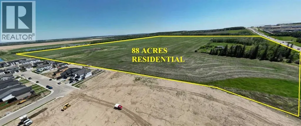 10 Iron Gate Boulevard, Sylvan Lake, Alberta T4S2J7