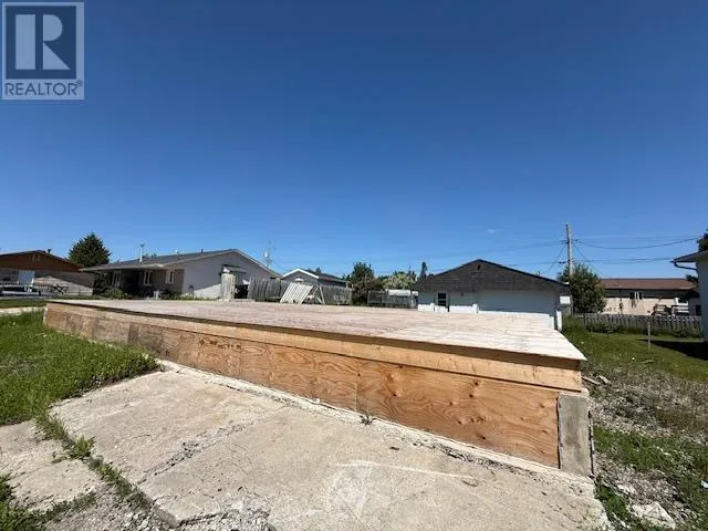 159 Centennial DR, Longlac, Ontario P0T2A0