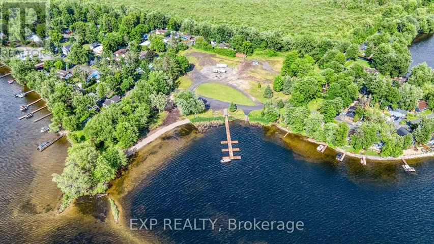 100 CEDAR AVENUE, Beckwith, Ontario K7C0C4
