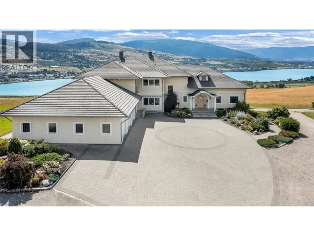 202 Stepping Stones Crescent, Spallumcheen, British Columbia V1H1X2