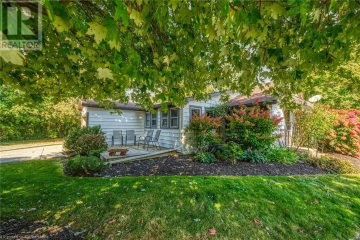 16 BROAD Street, Port Dover, Ontario N0A1N7