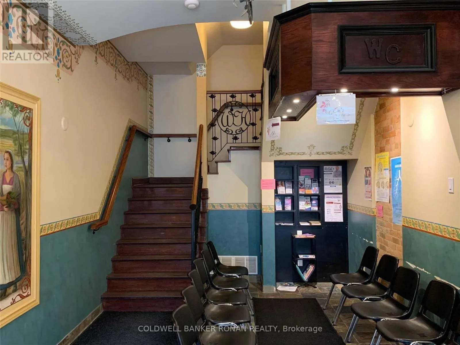 Commercial Sale For Sale