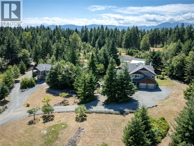 7455 Rodger Rd, Merville, British Columbia V0R2M0