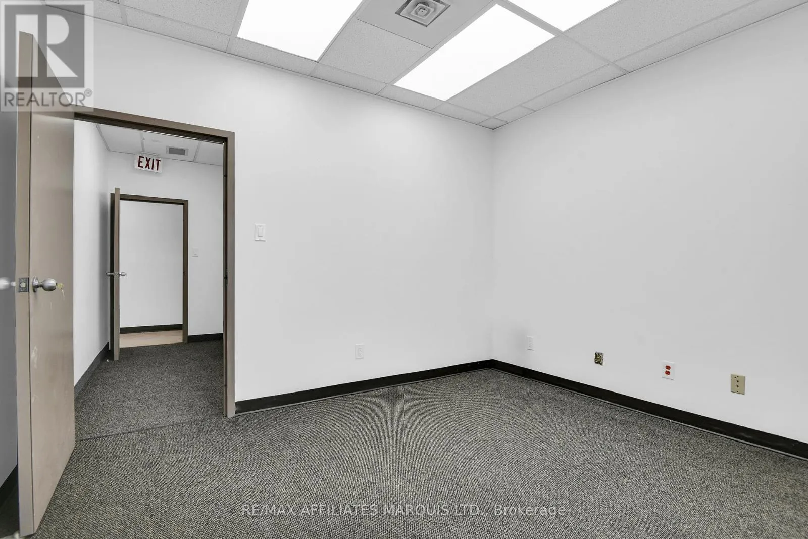 Commercial Sale For Sale