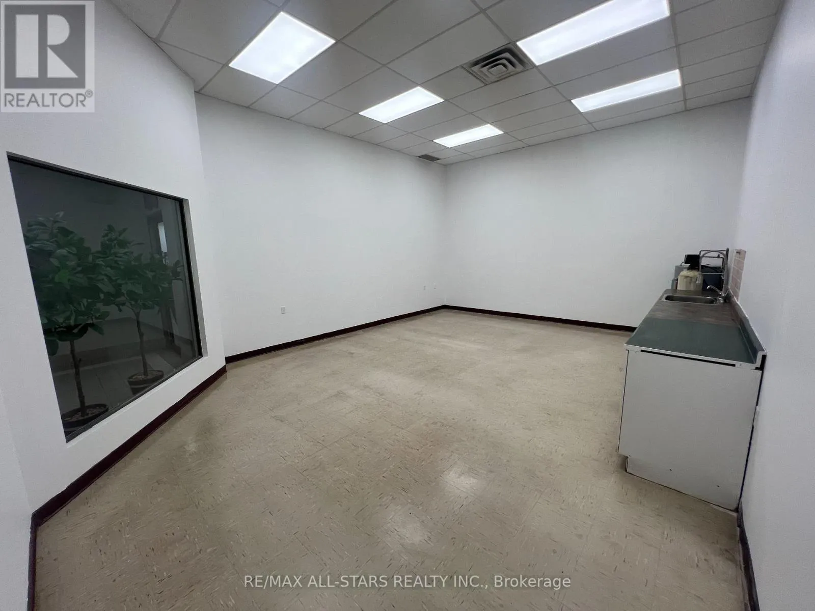 Commercial Sale For Sale