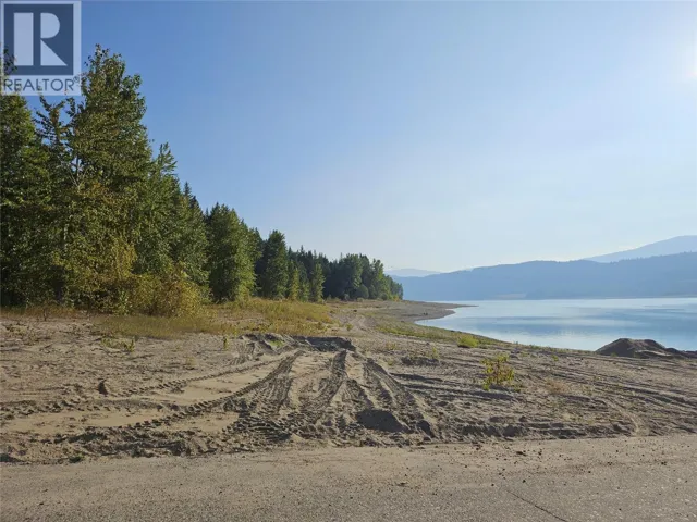 130 LOWER FAUQUIER Road, Fauquier, British Columbia V0G1K0