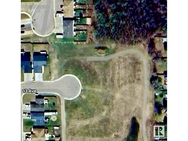 1302 13 AV, Cold Lake, Alberta T9M2E1