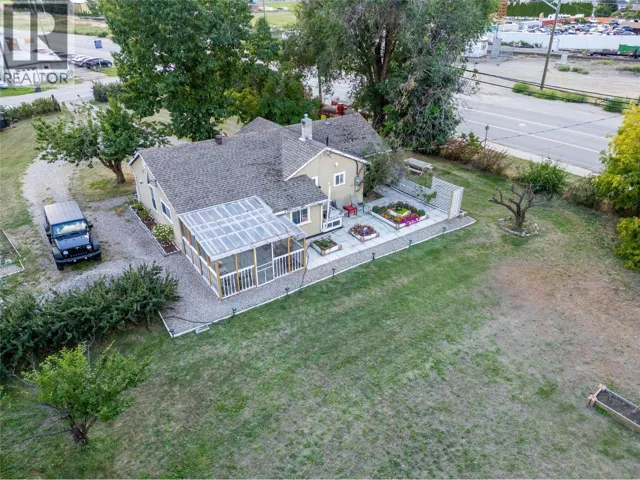 213 Bell Street, Chase, British Columbia V0E1M0