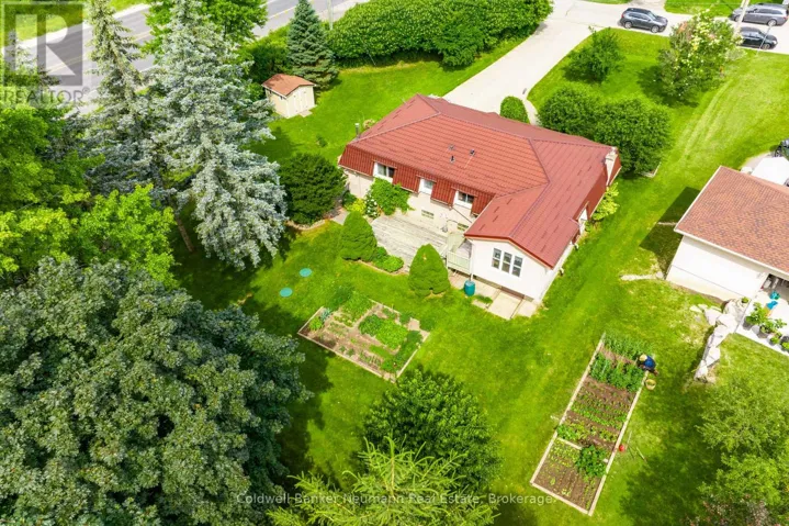 2 HAMILTON DRIVE, Guelph/Eramosa, Ontario N1E0N9