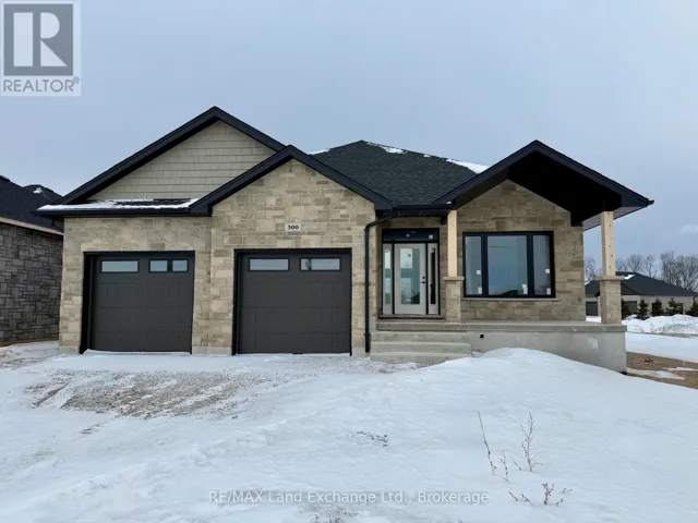 300 RIDGE STREET, Saugeen Shores, Ontario N0H2C3