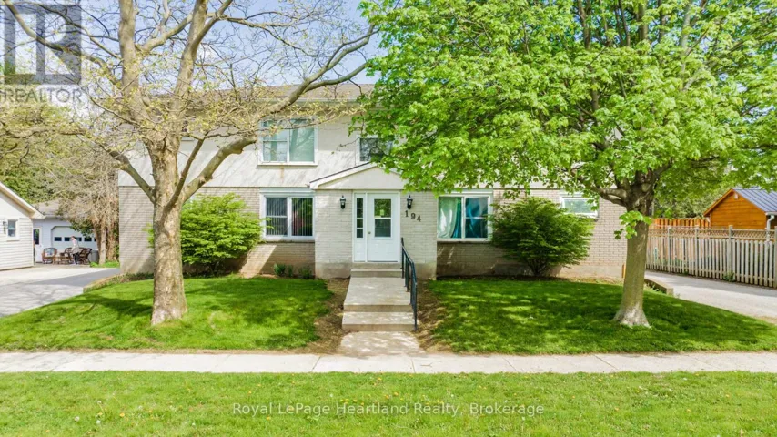 194 BENNETT STREET W, Goderich (Goderich (Town)), Ontario N7A1X8