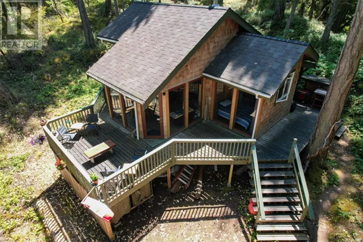 Lt 1 NE Ruxton Island, Ruxton Island, British Columbia None