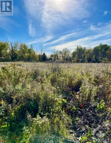25 HONEY BEE GROVE, Ottawa, Ontario K0A2Z0