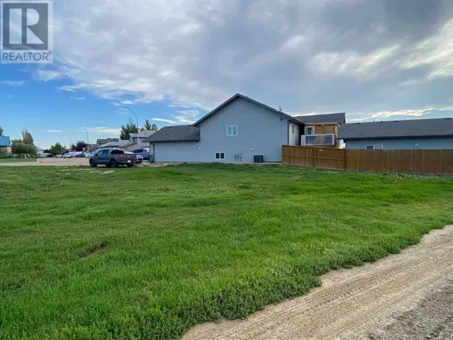 79 Upland Manor W, Brooks, Alberta T1R1P9