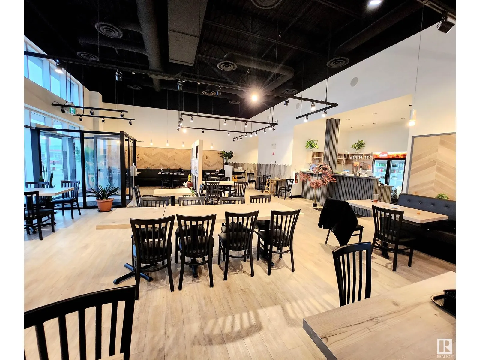 Commercial Sale For Sale