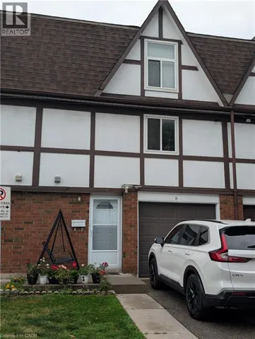 8 AMY Lane Unit# 39, Hamilton, Ontario L8E3K8