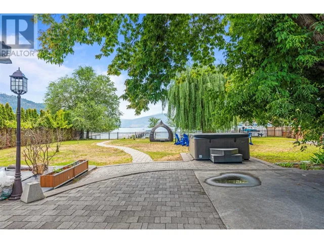 2640 Lakeshore Road, Vernon, British Columbia V1H1N1