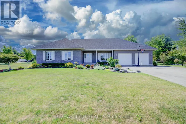 17 MINTO PINES ROAD, Minto, Ontario N0G2L0