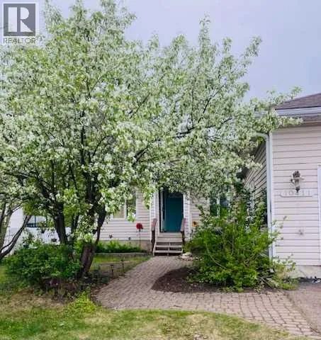 10411 109 Avenue, High Level, Alberta T0H1Z0