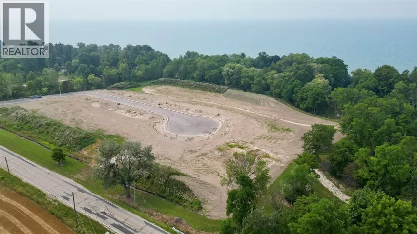 3415 FOUR ELMS COURT, Plympton-Wyoming, Ontario N0N1E0