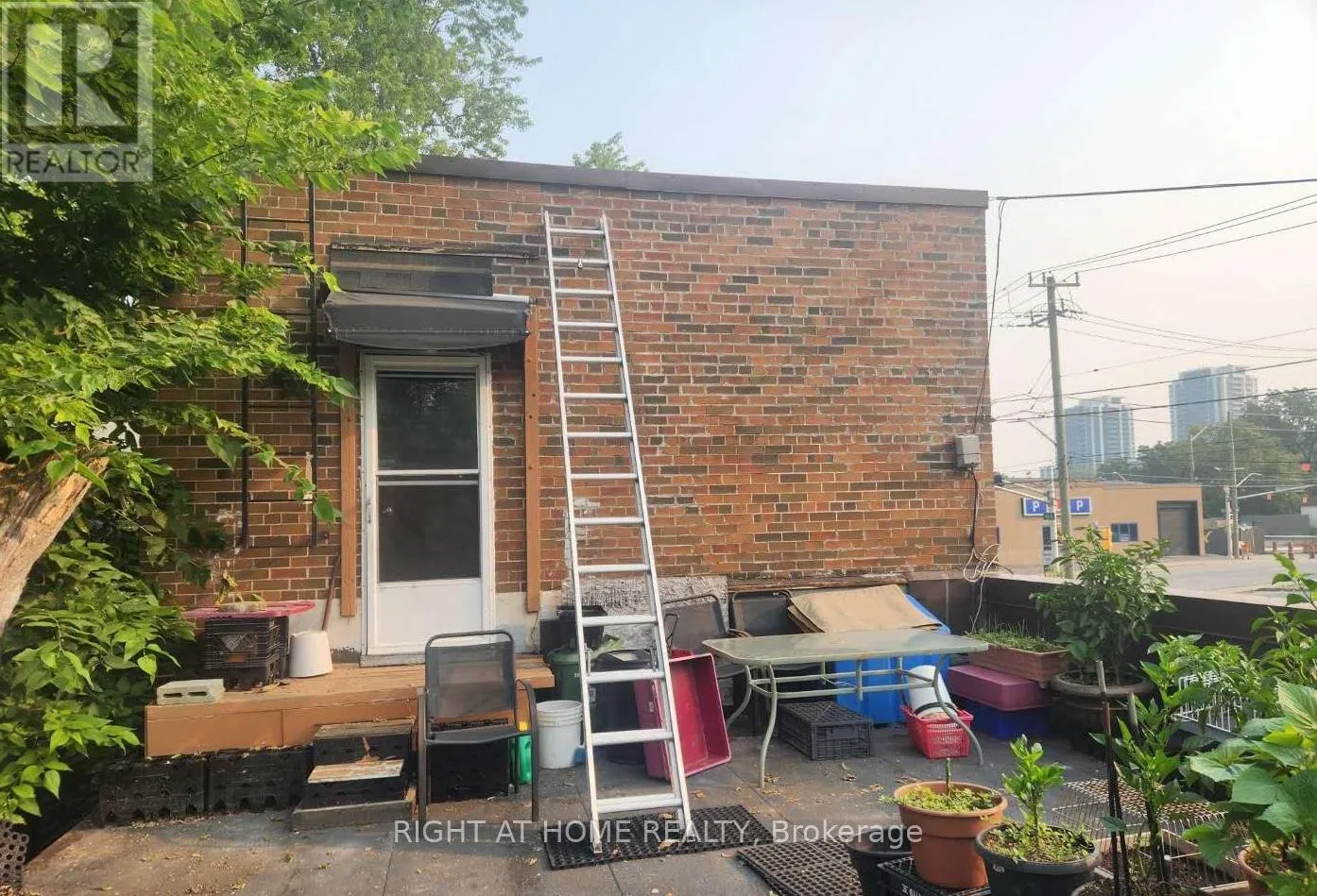 Commercial Sale For Sale