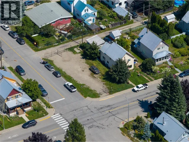 200 Third Street E, Revelstoke, British Columbia V0E2S0