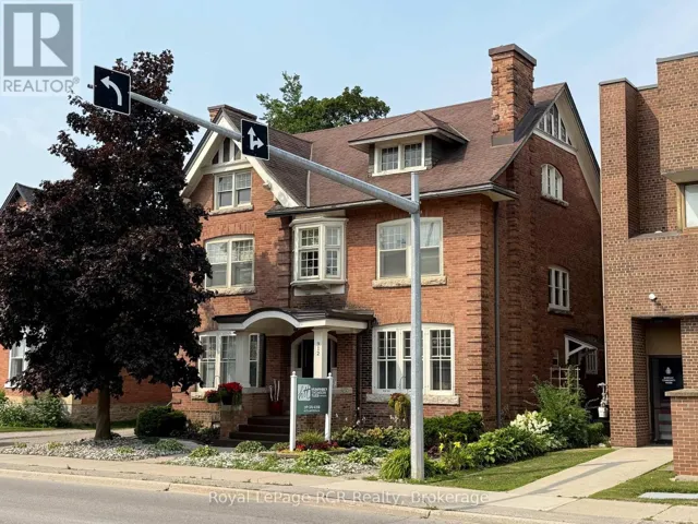 912 2ND AVENUE W, Owen Sound, Ontario N4K4M7
