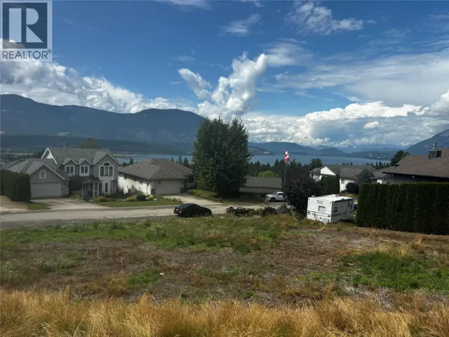 16 St SE Street SE Unit# 870, Salmon Arm, British Columbia V1E1P7