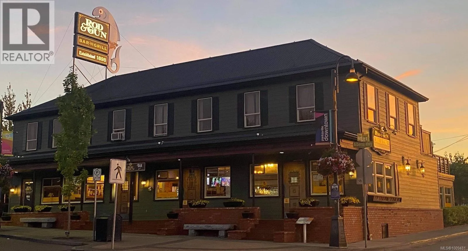 Commercial Sale For Sale