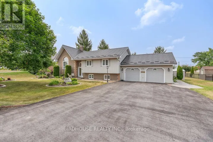 20 DOBLE DRIVE, Kawartha Lakes (Oakwood), Ontario K0M2M0
