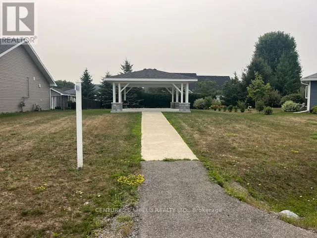 10718 WEST END TERRACE, South Dundas, Ontario K0E1K0