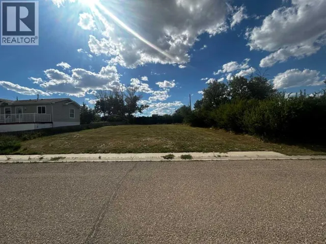 212 2A Street W, Coutts, Alberta T0K0A2