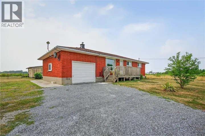 2041 THIRD STREET LOUTH, St. Catharines, Ontario L2S6P9