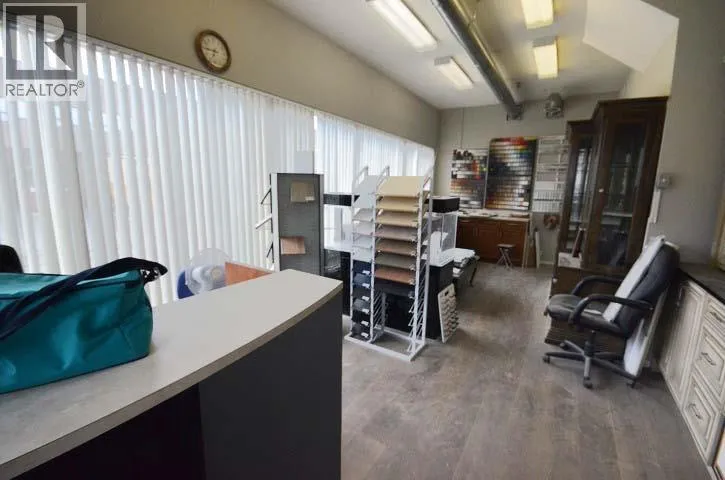 Commercial Sale For Sale