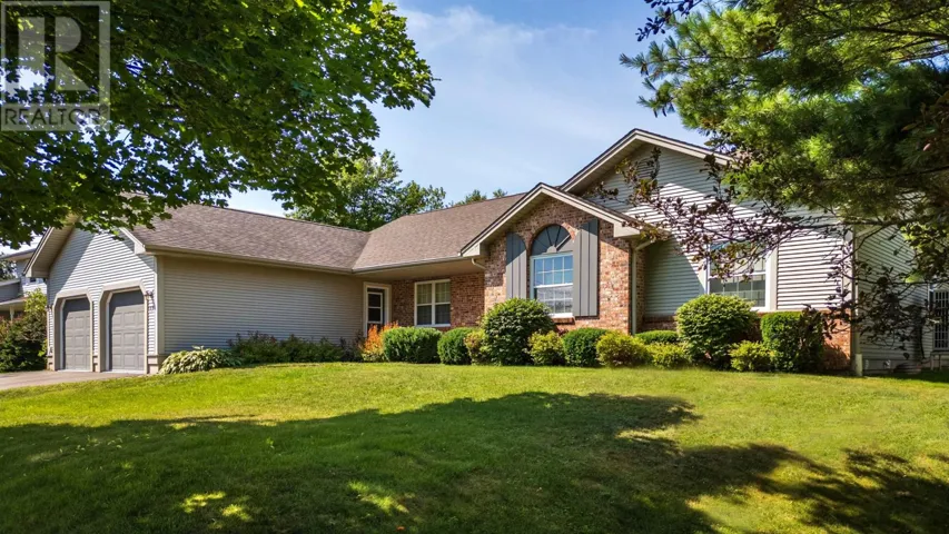 77 PARKSIDE Drive, Charlottetown, Prince Edward Island C1E1M8