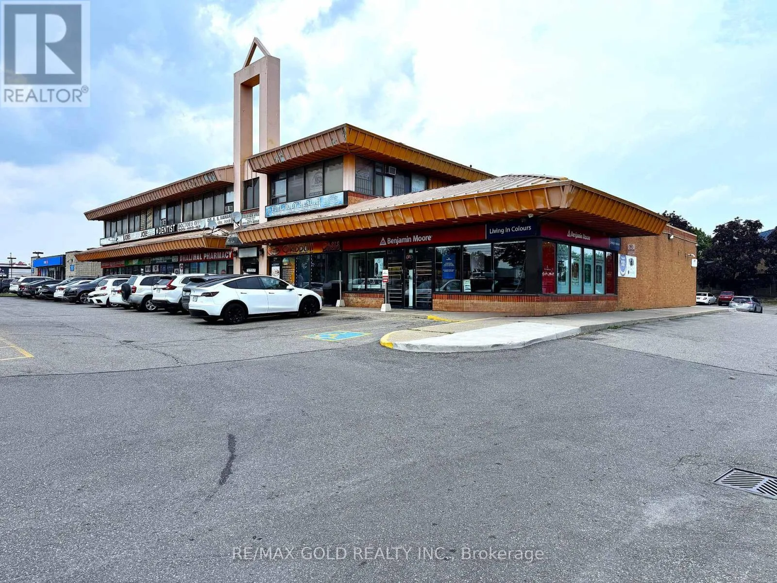 Commercial Sale For Sale