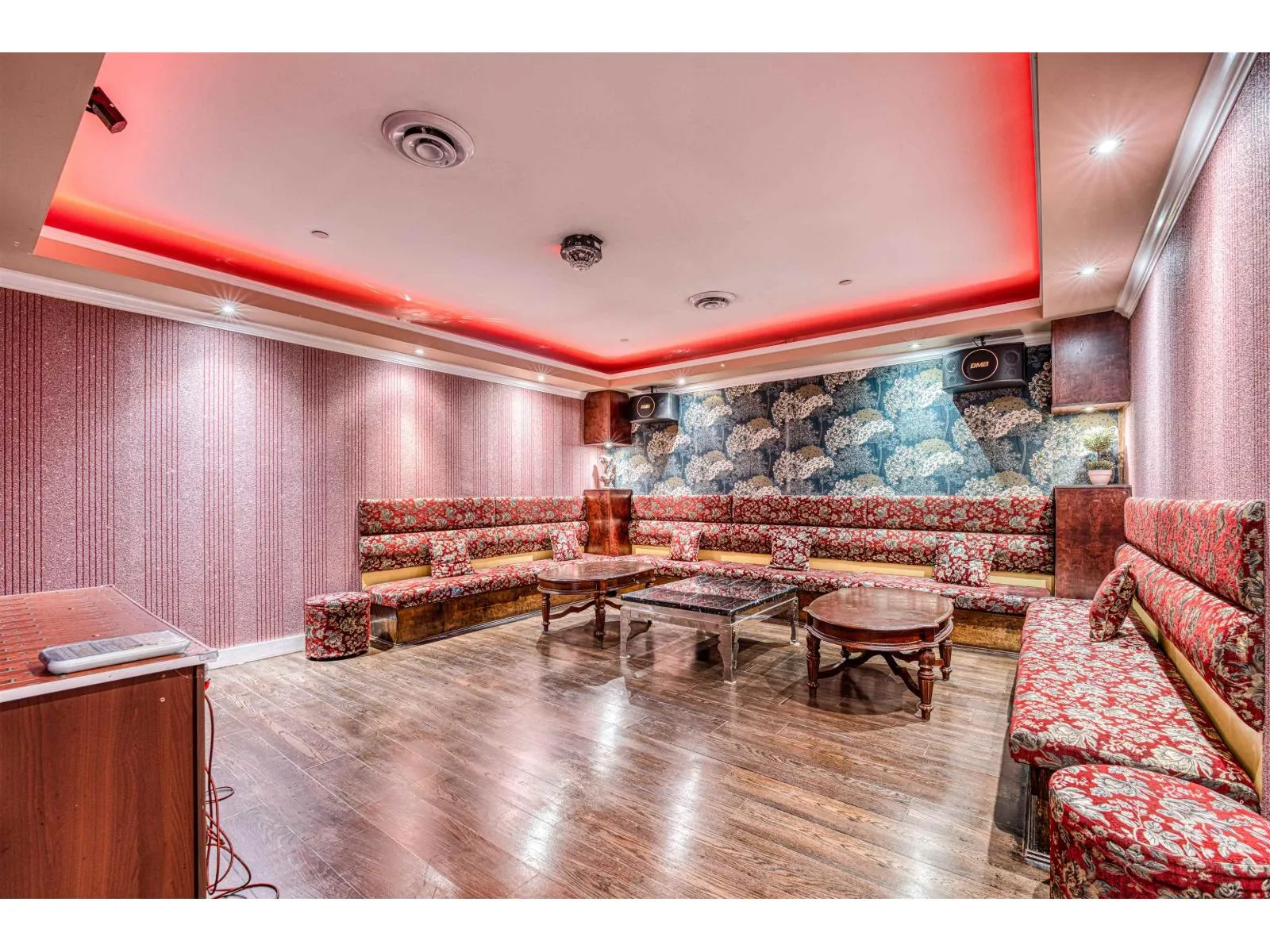 Commercial Sale For Sale