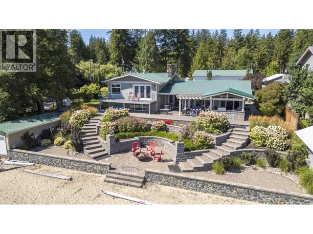 4243 Saratoga Road, Scotch Creek, British Columbia V0E1M5
