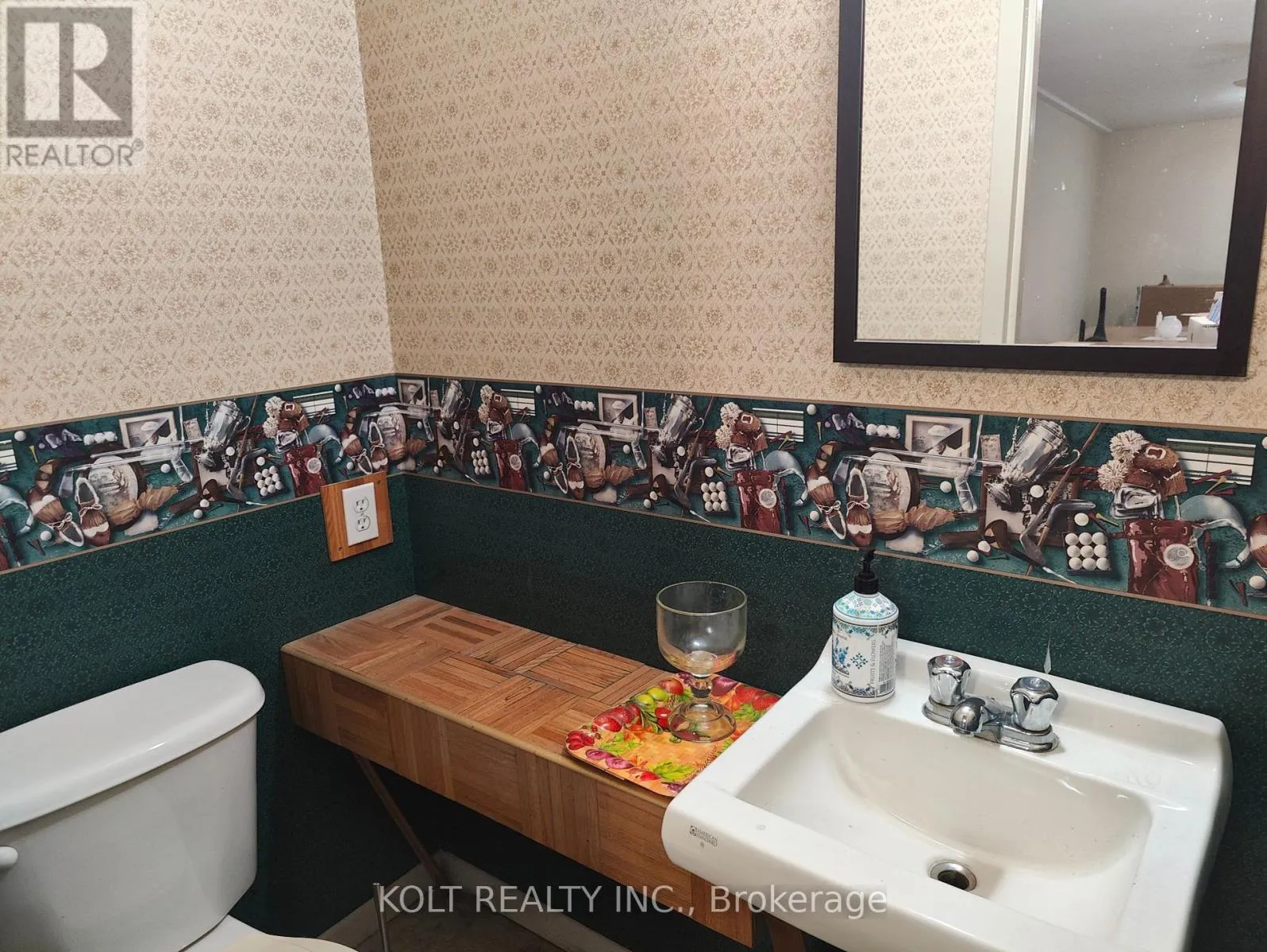 Commercial Sale For Sale
