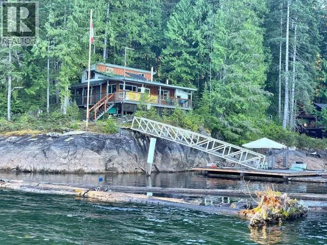 A-10640 POWELL LAKE, Powell River, British Columbia None
